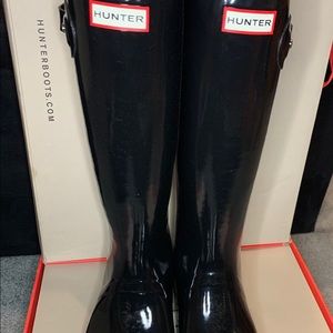 ‼️Black Glossy Hunter Boots ‼️